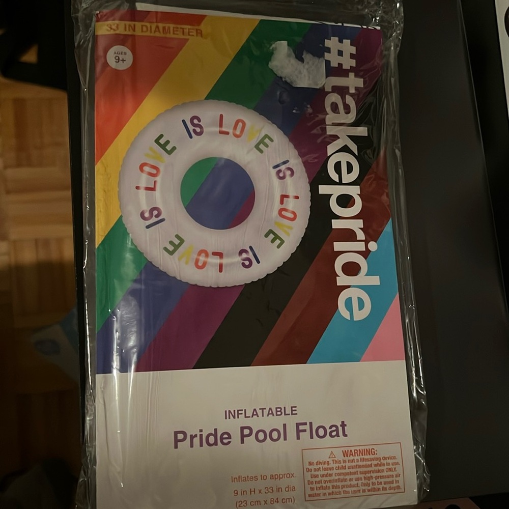 Pride Pool Float🏳️‍🌈